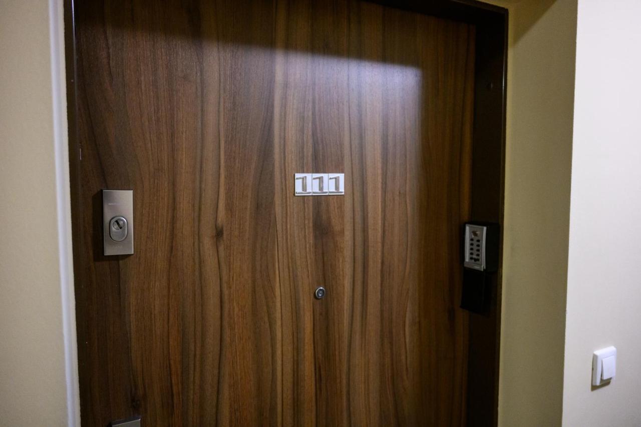 Apartament Native Poznanska 7 *